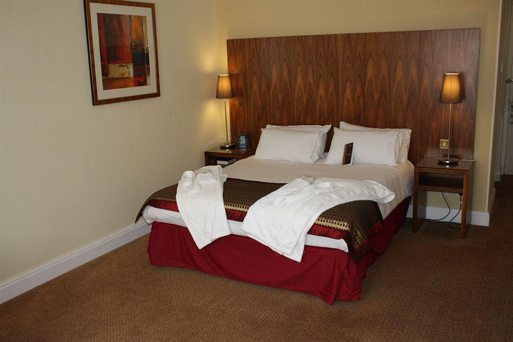 And Hotel